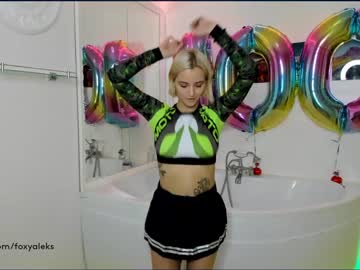 webcam girl foxy_aleks live cam image #1010580