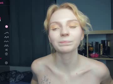 webcam girl cuty_li live cam image #6290712