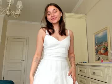 webcam girl eleonora_linn live cam image #2318326