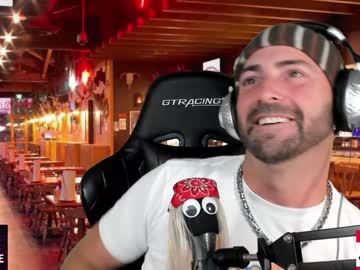 webcam man whaaaaaaaat live cam image #700454