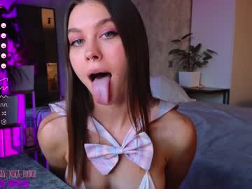 webcam girl nika_lodge live cam image #5162446