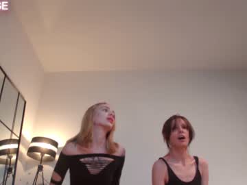 webcam girl careful_i_bite live cam image #6483178