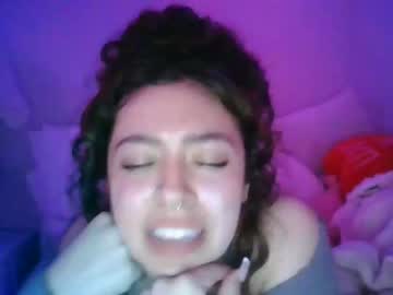 webcam girl savinajade live cam image #3257669