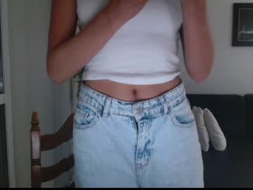 webcam girl bitter_moon live cam image #5818196