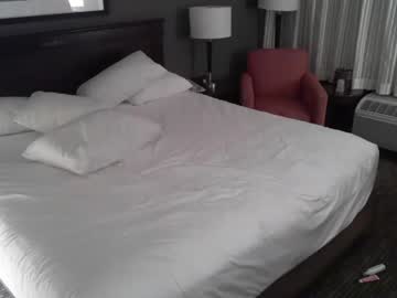 webcam couple snoopywoodstock7775 live cam image #4423663