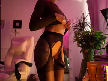 webcam girl kronniekray live cam image #2031329