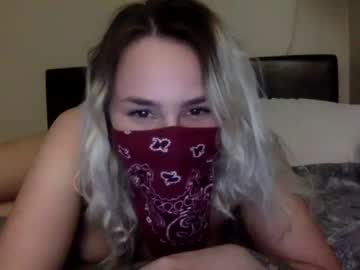 webcam girl soakeddnwild live cam image #4421909