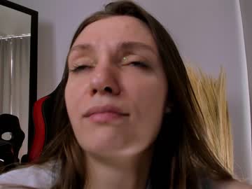 webcam girl bb_lourels live cam image #4812490