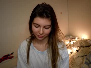 webcam girl passionatepainter live cam image #7077906