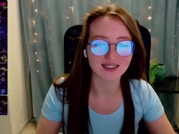 webcam girl pretty_caroline live cam image #3077194