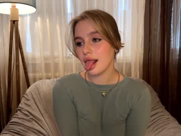webcam girl cute_siberian_girl live cam image #6852904