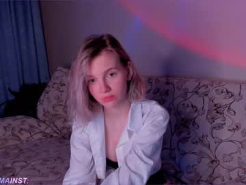 webcam girl melondama live cam image #3218658