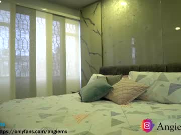webcam girl nina_mon live cam image #4790953