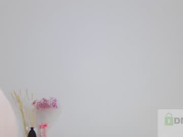 webcam girl olivia__evans_ live cam image #2744146