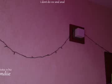 webcam girl bestblondiiecb live cam image #3903994