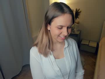 webcam girl next_to_you_ live cam image #5821199