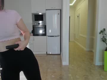 webcam girl sweety_rinushka_ live cam image #2342135