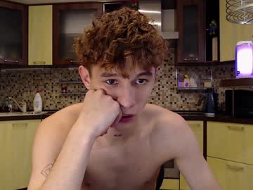 webcam man teddy_mode live cam image #518167