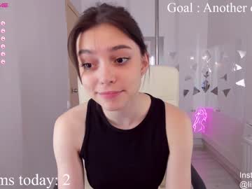 webcam girl lily_ewing live cam image #3079693