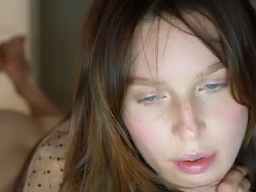 webcam girl ellaa91 live cam image #2971514