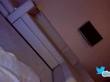 webcam girl hollyextra live cam image #3411135