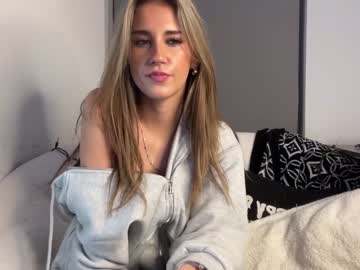 webcam girl anderson_lily live cam image #5532063