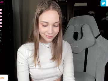 webcam girl merrilyn live cam image #5457100