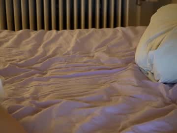 webcam girl ellaa91 live cam image #3244872
