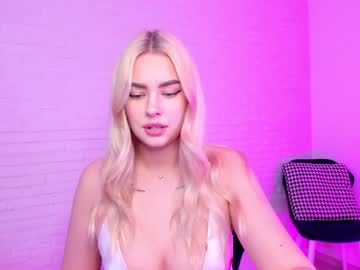 webcam girl 8a8y_nura live cam image #1563701