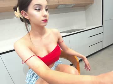webcam girl ehotlovea live cam image #3712927
