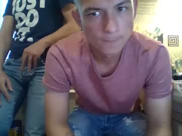 webcam man serz121090 live cam image #5556486