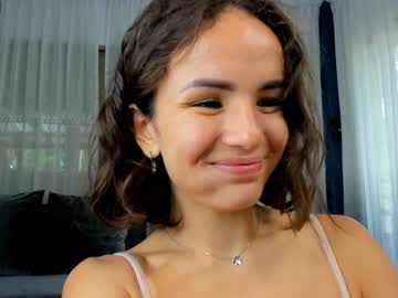 webcam girl lily_14 live cam image #2079542