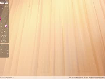 webcam girl little_effy18 live cam image #3697790