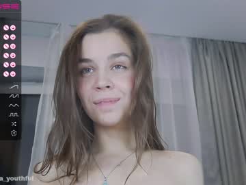 webcam girl monika_youthfull live cam image #4912891