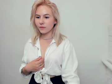 webcam girl baby_girl_mary live cam image #2271593