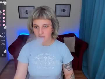 webcam girl yolandi_toit live cam image #2357345