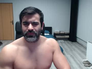 webcam man latino23bom live cam image #3496210