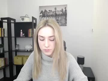 webcam girl little_e_mily live cam image #1286231