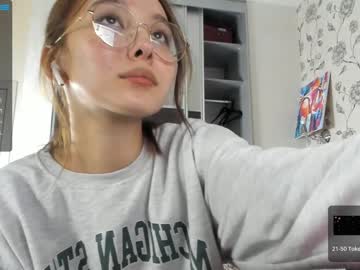 webcam girl ive_kitsun live cam image #2413760