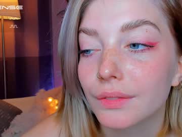 webcam girl selenanewolf live cam image #43782