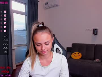 webcam girl misss_vikki live cam image #2529012