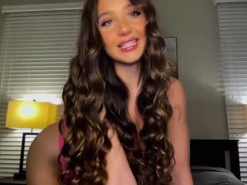 webcam girl starlit_night live cam image #6972559