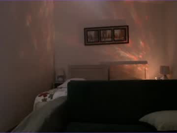 webcam girl bitter_moon live cam image #3270389