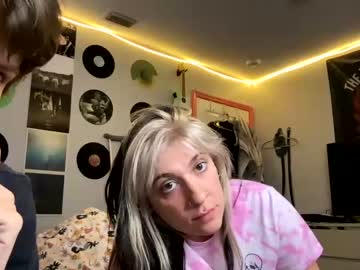 webcam couple dousometimescry1 live cam image #6746603