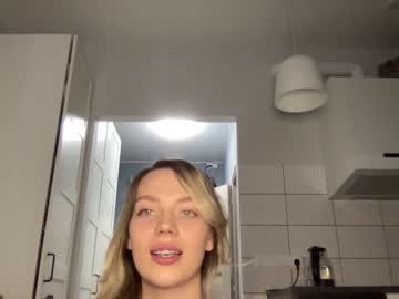 webcam girl angel_from_sky live cam image #1896526