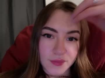 webcam girl strawberryjamx live cam image #6062115