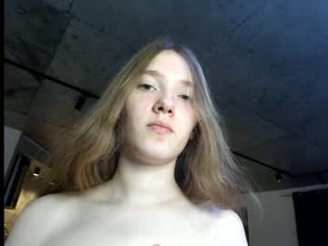 webcam girl mysat live cam image #2393407