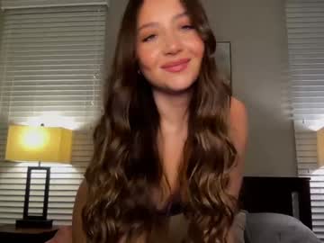 webcam girl starlit_night live cam image #5885076
