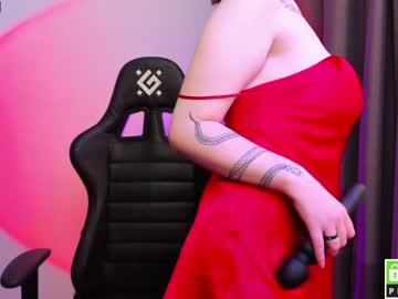 webcam girl lovely_kisses live cam image #2035585