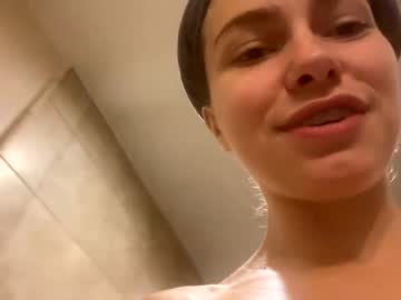webcam girl chroniclove live cam image #2824180